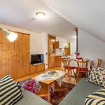 דירה Enzian By Interhome Arriach