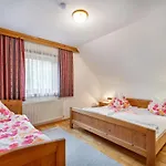 Enzian By Interhome דירה Arriach